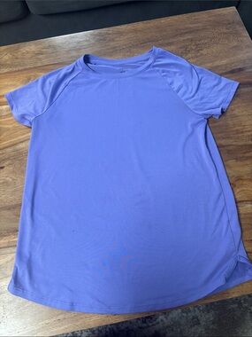 Girls' Short Sleeve Performance Tee in Lavender